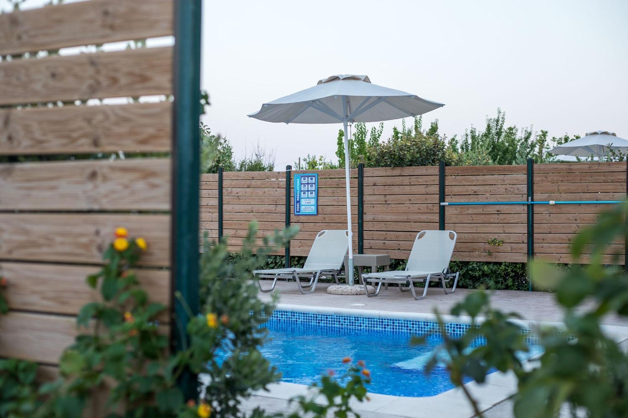 Rita Mare Seafront Villas Heated Pools Gennadi Luaran gambar